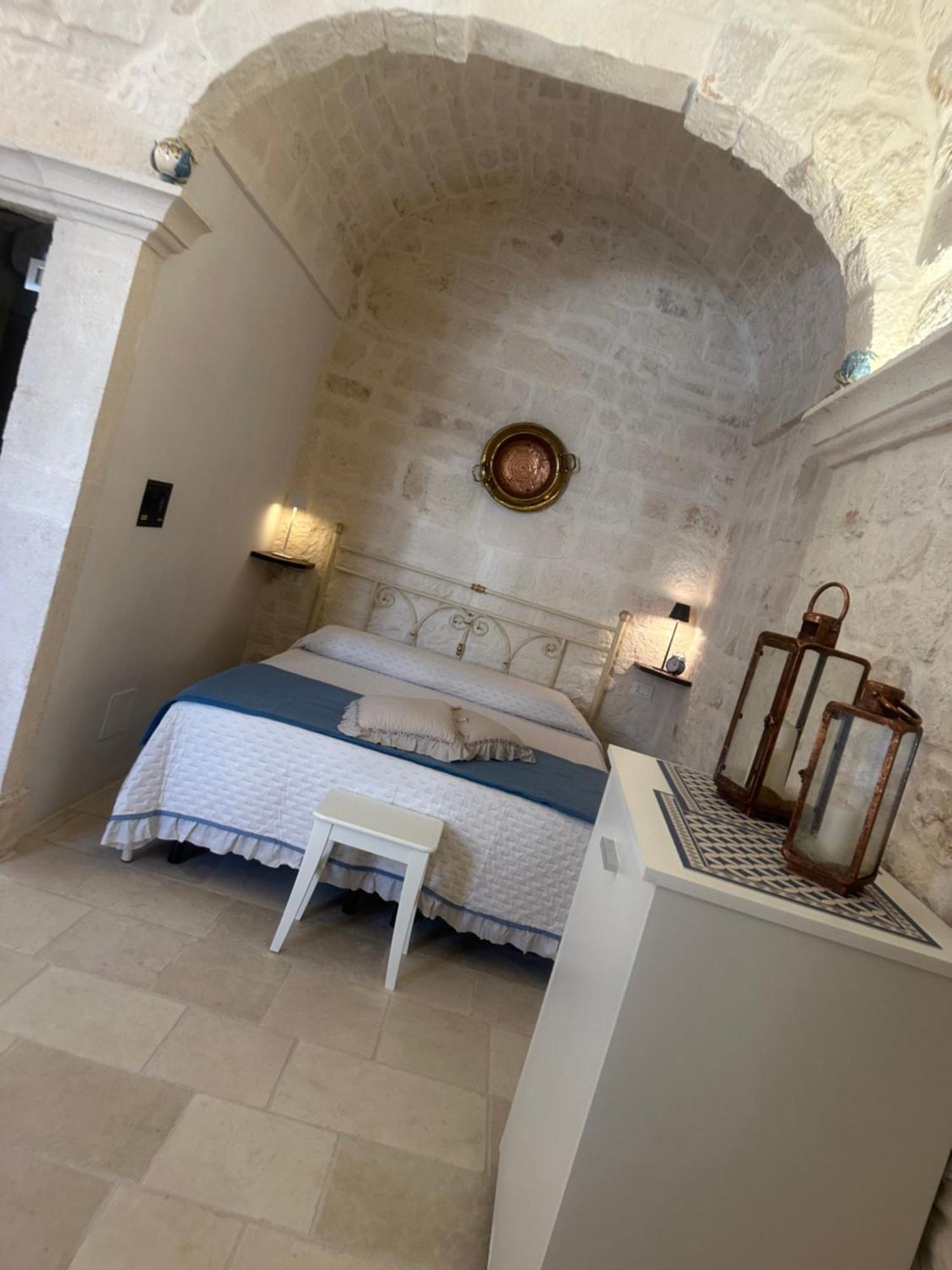 Suite La Petra Ceglie Messapica Buitenkant foto
